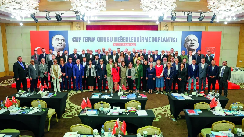CHP’de kurultay baskısı